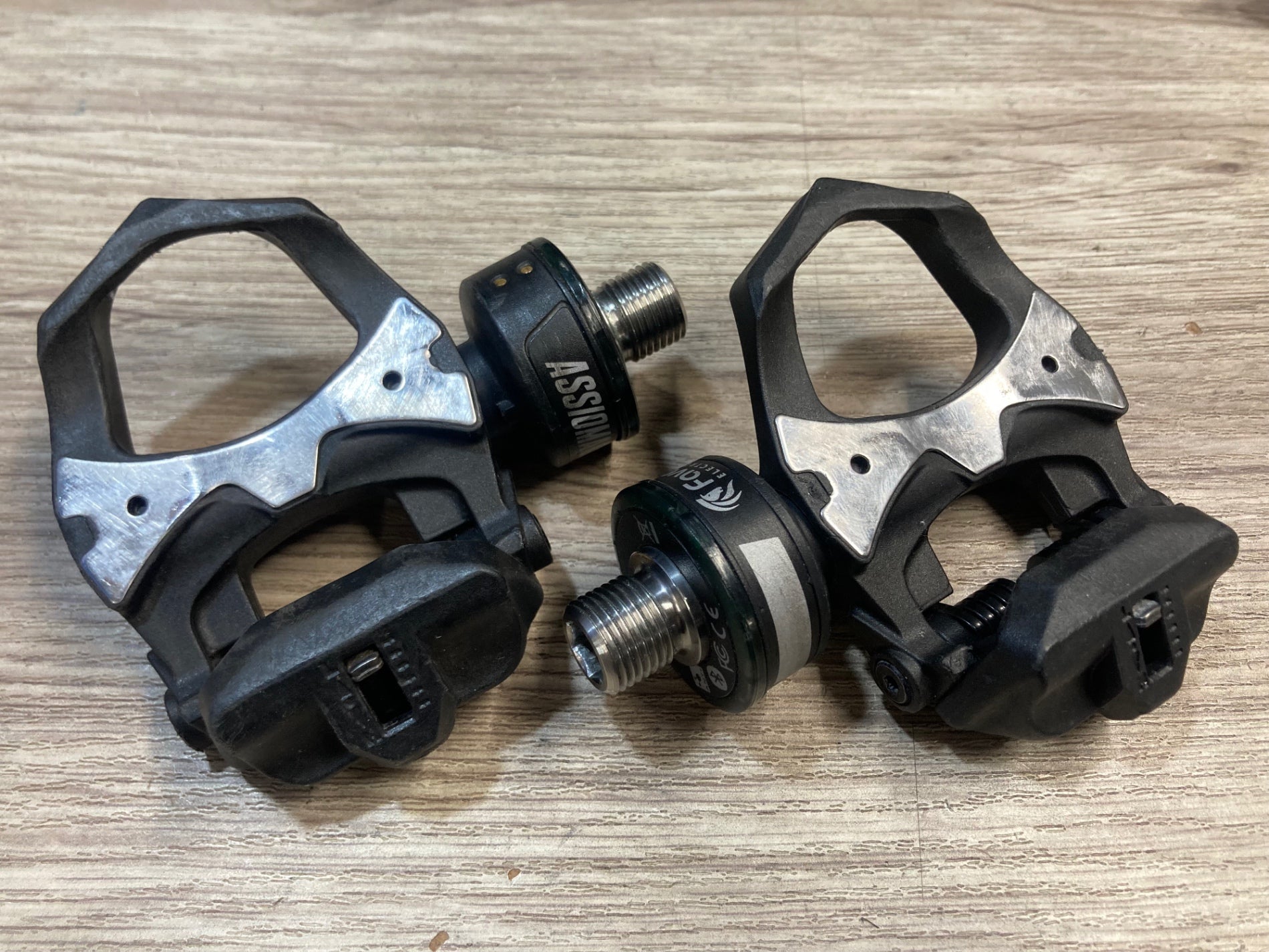 KJ222 ファヴェロ FAVERO ASSIOMA DUO ビンディングペダル パワー