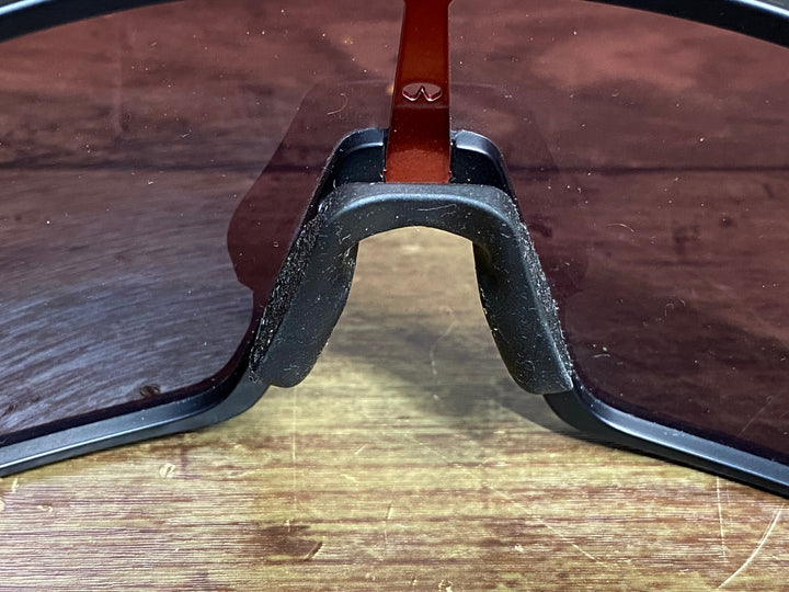 JE739 オークリー OAKLEY スートロ SUTRO PRIZMレンズ 黒 アイウェア サングラス