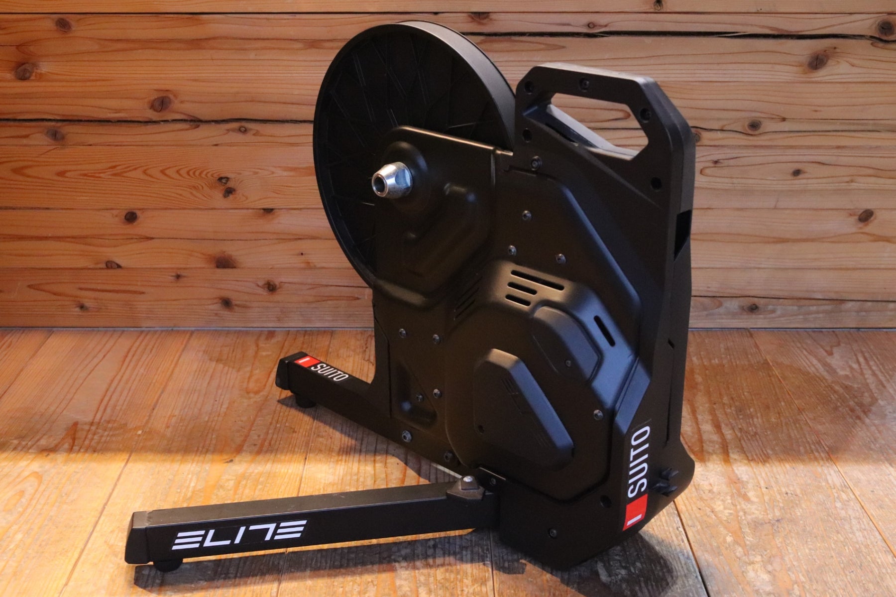 ELITE Suito トレーニングローラー エリート SUITO-T スプロケット別売としリーズナブルになったスマート