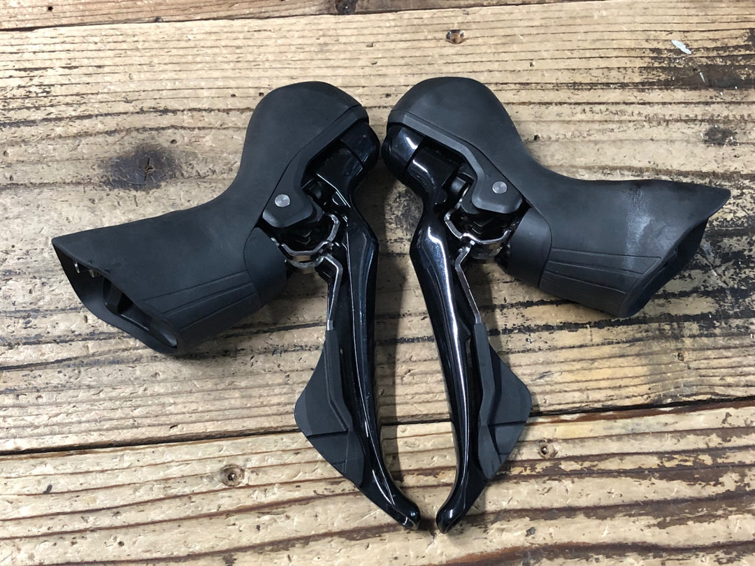 KK842 シマノ SHIMANO 105 ST-R7020 STIレバー 2x11s 油圧 前期 ※右手ホース口割れの為ジャンク