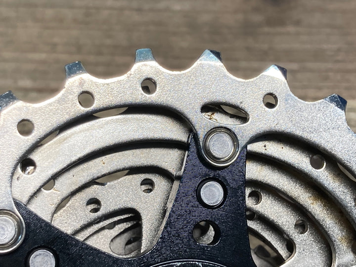 JM303 シマノ SHIMANO 105 CS-R7000 スプロケット 11-28T 11S