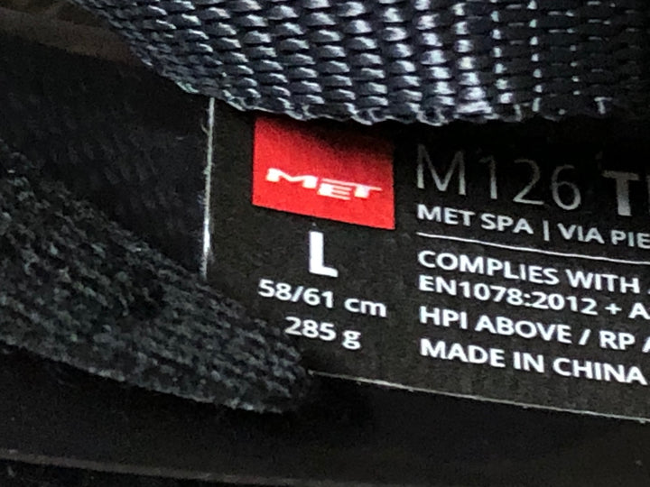 JZ254 メット MET M126 TRENTA Mips ヘルメット 白 L 58～61cm2024/8製造