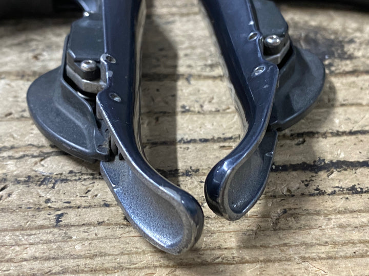 KC967 シマノ SHIMANO アルテグラ ULTEGRA ST-6870 STIレバー 2x11S Di2 動作確認済 ※割れ、削れ大 ジャンク