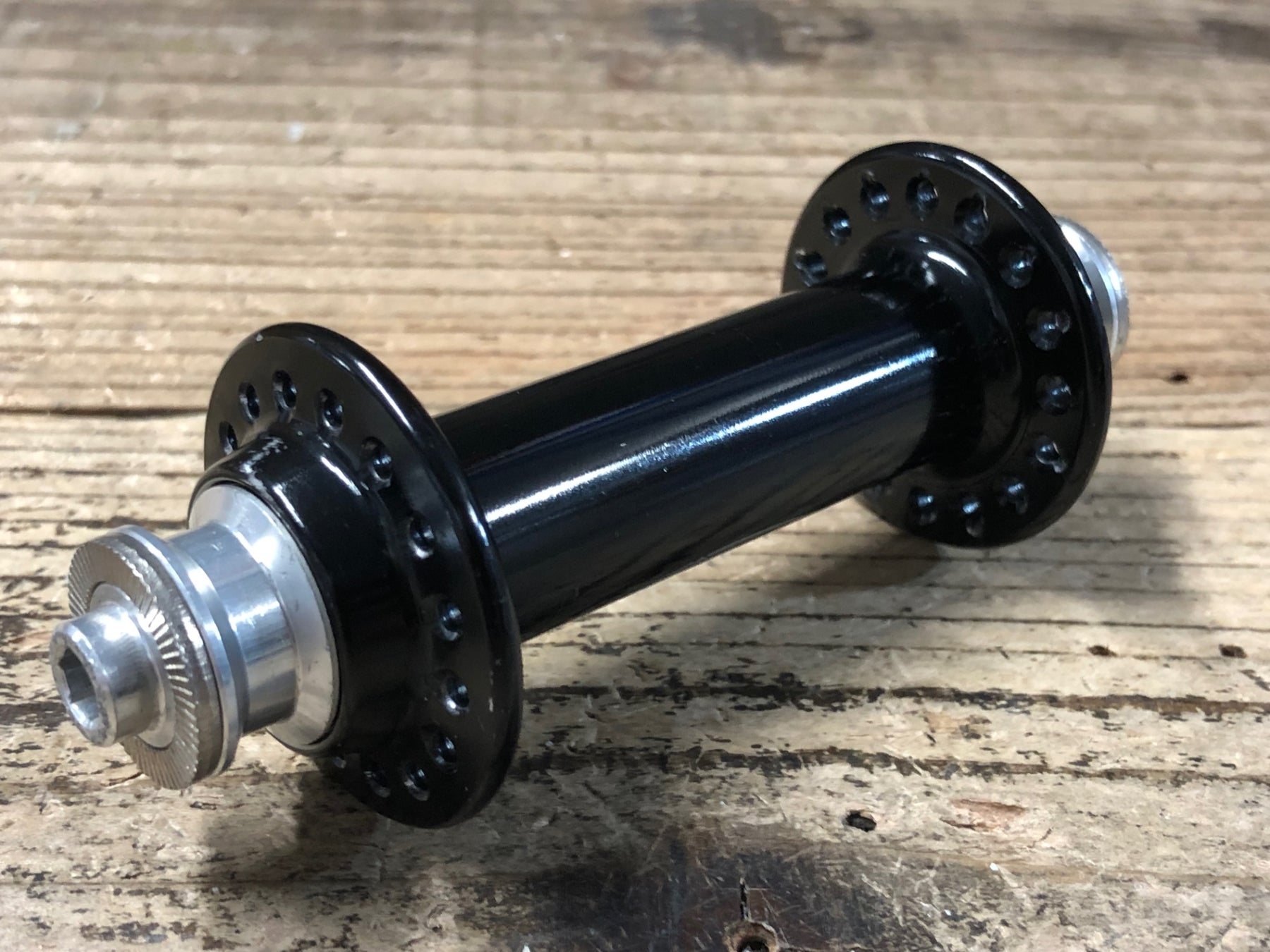 KB246 TNi エボリューション Evolution ハブ フロント 32H 100mm