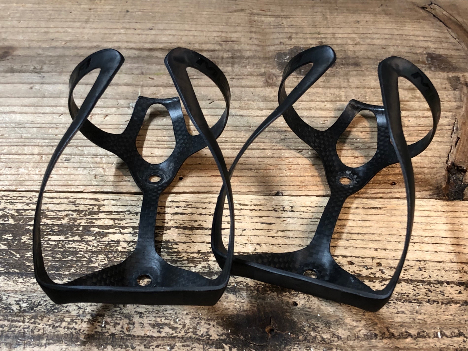 MERIDA カーボンボトルケージ 2個セット MERIDA カーボンボトルケージ 2個セット MERIDA グラベルケージ MERIDA