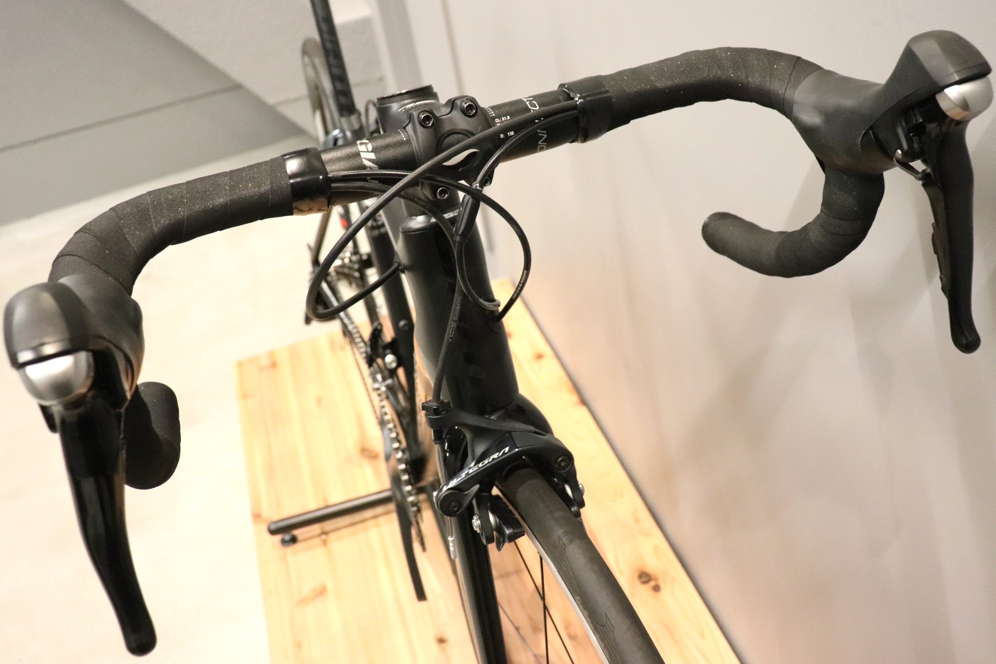ジャイアント GIANT TCR ADVANCED PRO 2016モデル XSサイズ シマノ 105