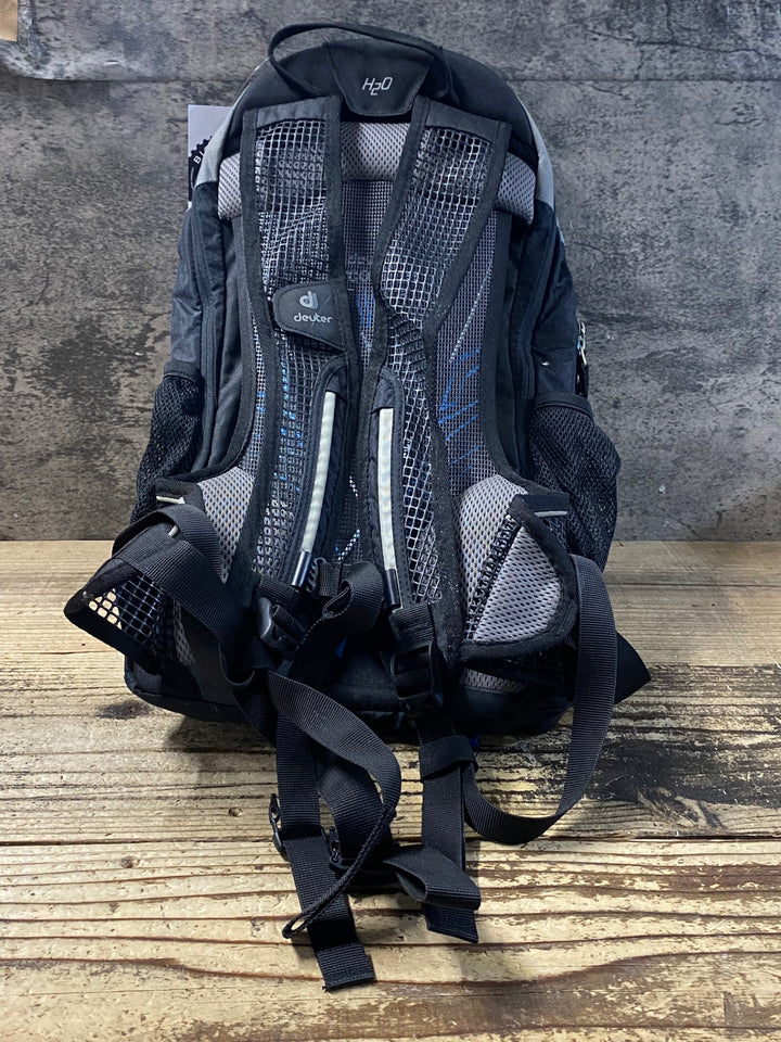KL391 ドイター deuter race exp air リュックサック バックパック 黒