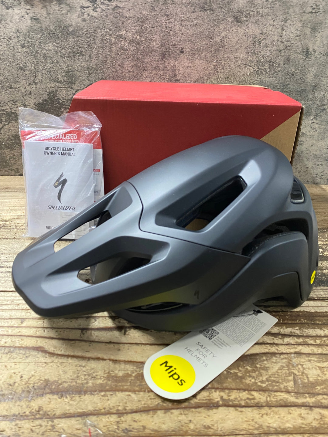 KI211 スペシャライズド SPECIALIZED Ambush 2 ヘルメット BLK M 2021/12製造