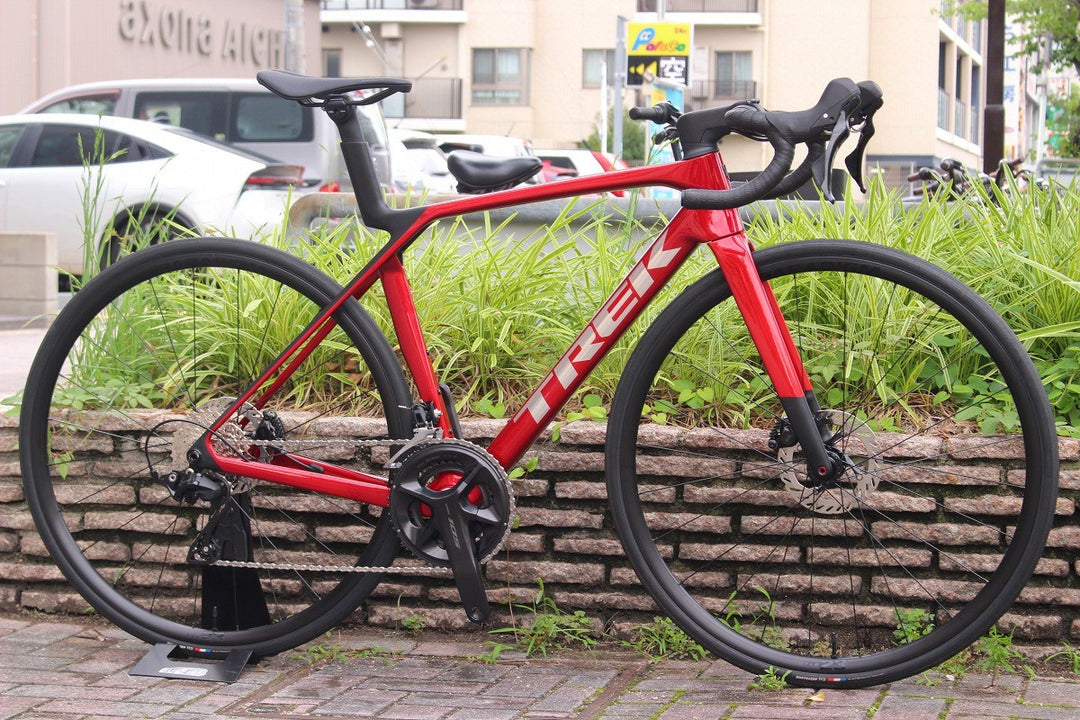 トレック TREK マドン MADONE SL5 GEN8 2026 Mサイズ シマノ 105 R7120 12S カーボン ロードバイク 【名古屋店】