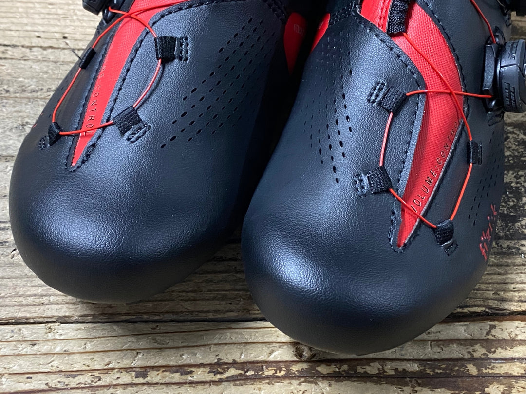 KI039 フィジーク fizik インフィニート R1 INFINITO ビンディングシューズ 3穴 黒赤 EU41