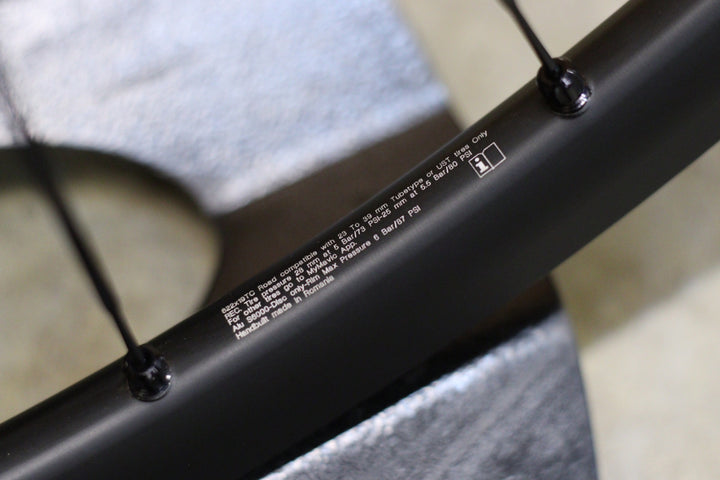 マヴィック MAVIC キシリウム KSYRIUM S 25 DISC アルミ チューブレスレディ ホイールセット シマノ 12/11S 【立川店】