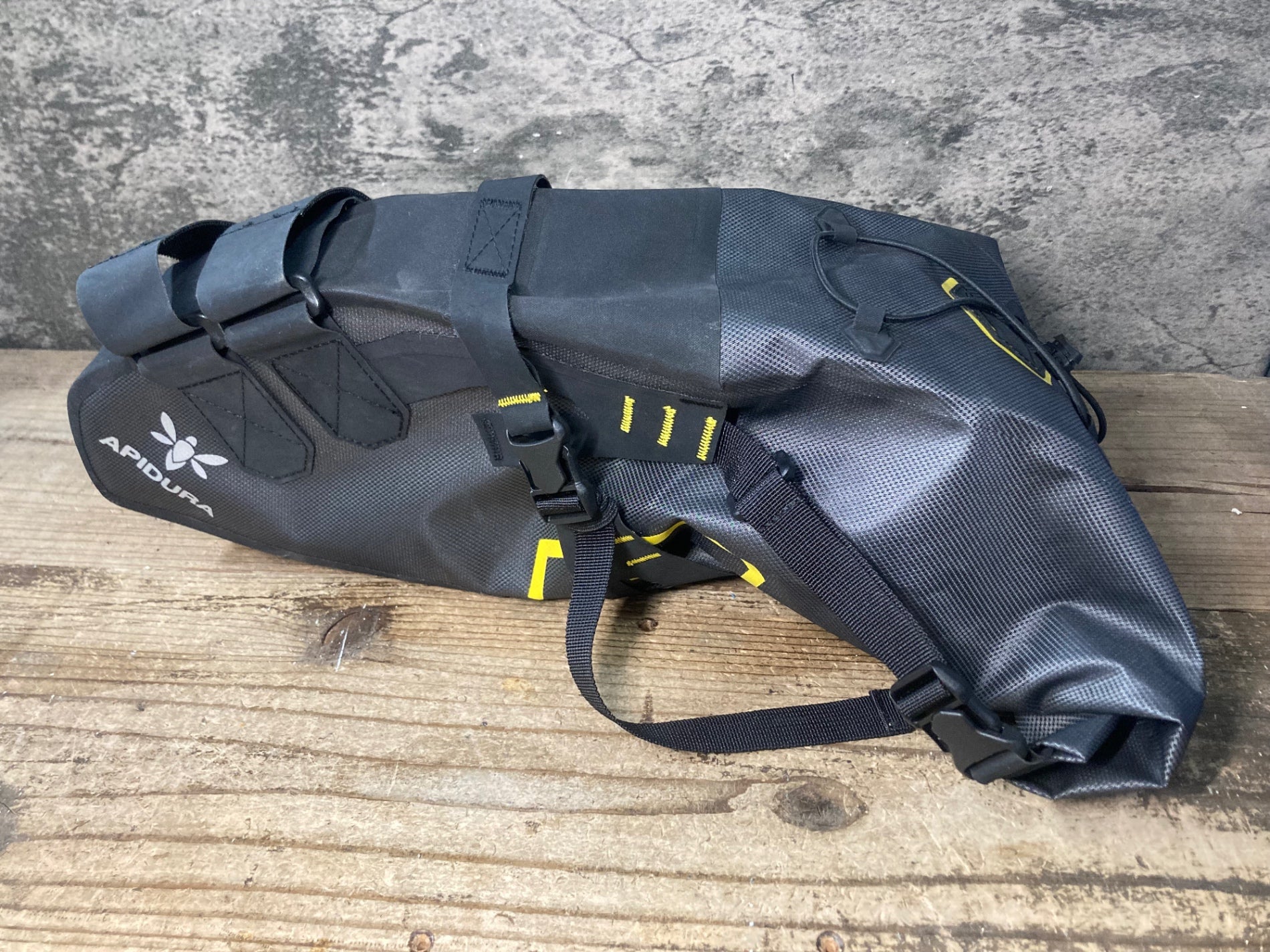 JX903 アピデュラ APIDURA サドルバッグ グレー – BICI AMORE ONLINE STORE
