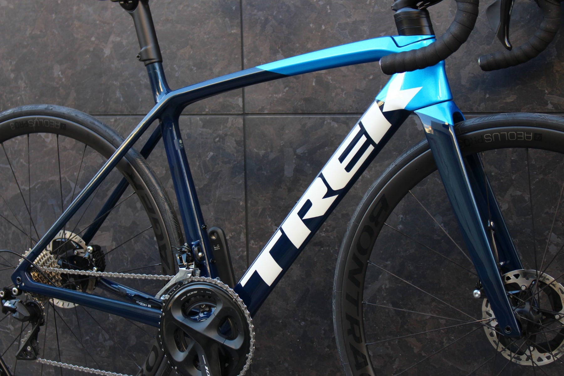 トレック TREK エモンダ EMONDA SL5 DISC 2021年モデル 52サイズ