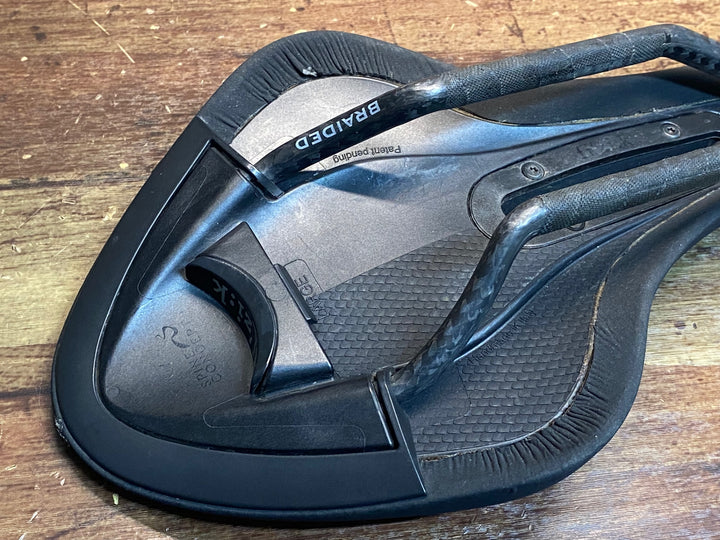 JH671 フィジーク fizik アリオネ ARIONE R1 OPEN サドル LARGE カーボンレール ※マジックペン跡あり