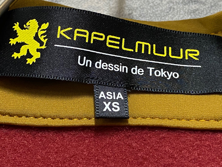 JM229 カペルミュール KAPELMUUR 長袖 ウィンドブレーカー 黒 赤 レディース XS