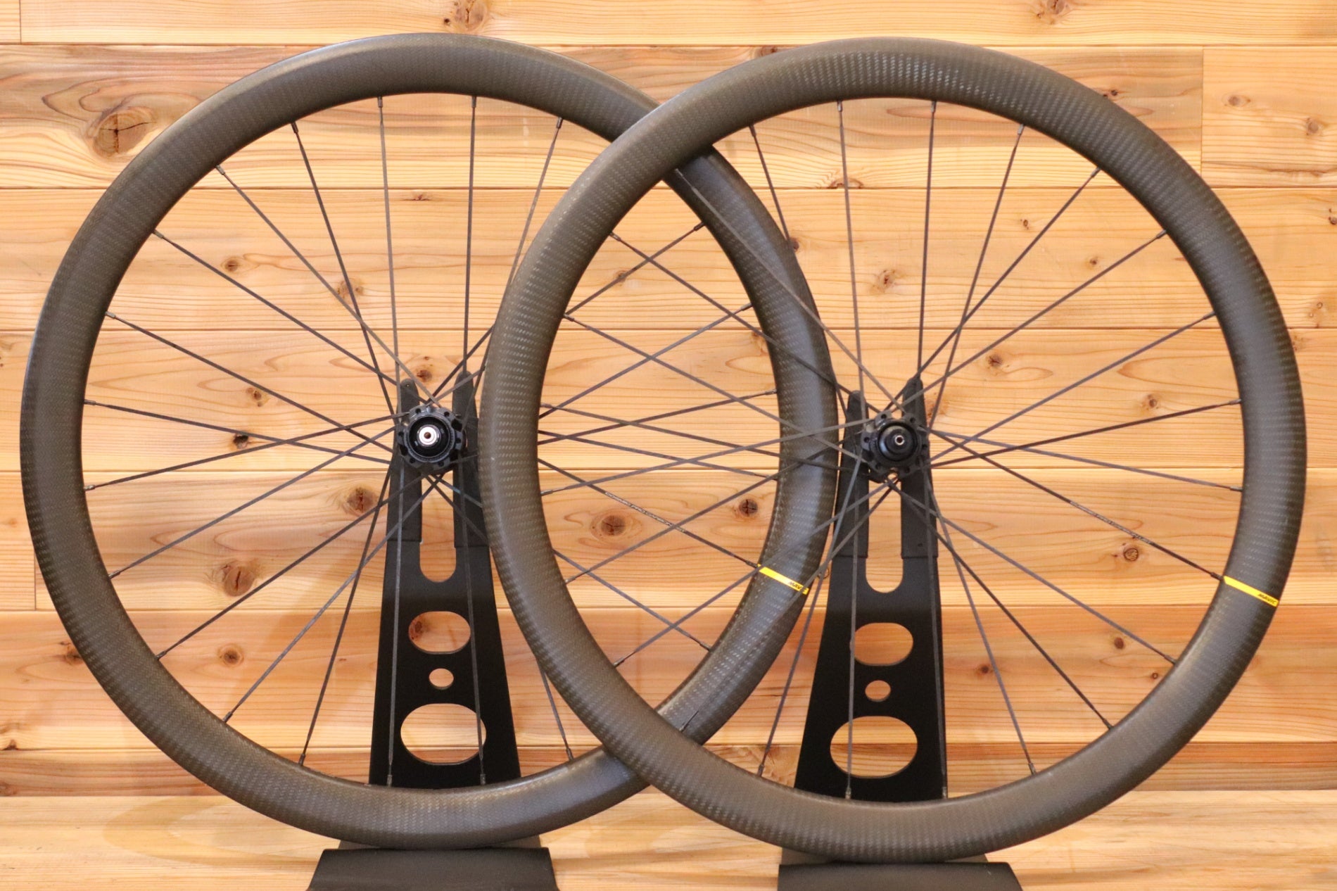 マヴィック MAVIC コスミック COSMIC PRO CARBON UST DISC QR仕様