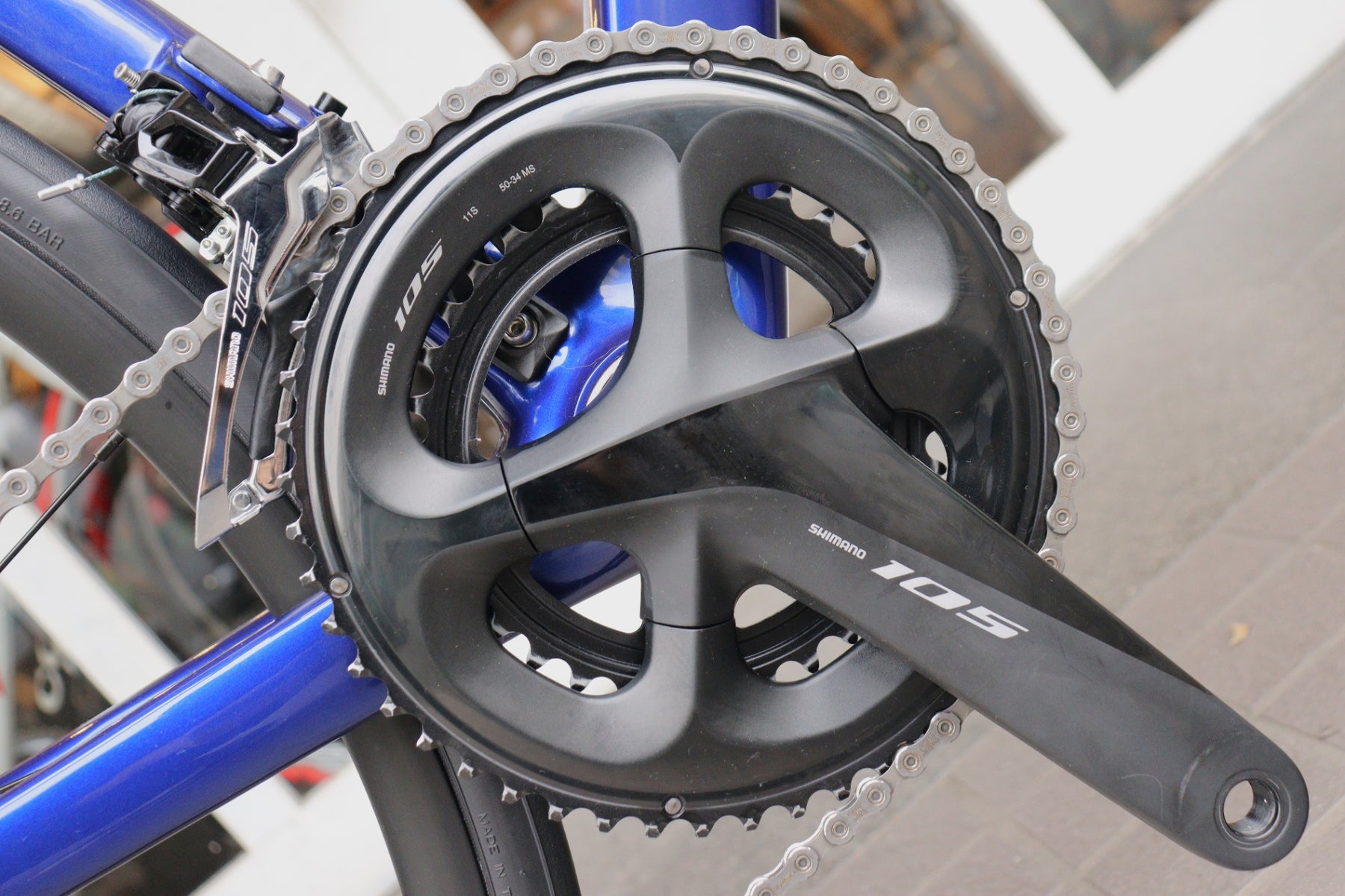 トレック TREK エモンダ EMONDA SL5 DISC 2023モデル 52サイズ シマノ