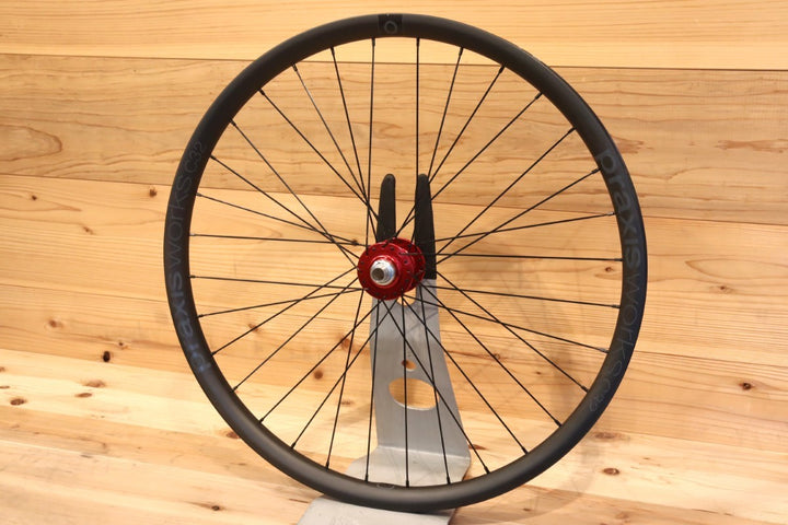 【訳アリ】 クリスキング CHRIS KING ISO FRONT BOOST 110×15mm PRAXIS WORKS C32リム 32H カーボン チューブレス フロントホイール 27.5インチ 【千葉店】
