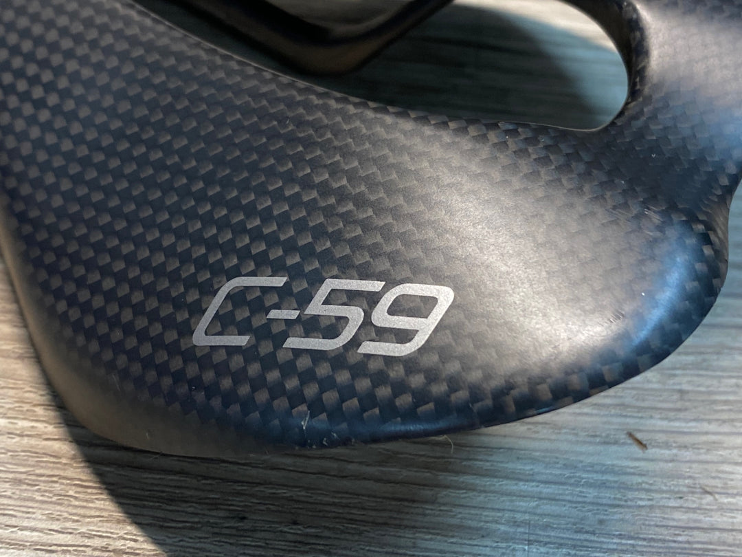 JC977 セライタリア selle ITALIA C-59 カーボンサドル カーボンレール 130mm ※座面後端にクラックあり