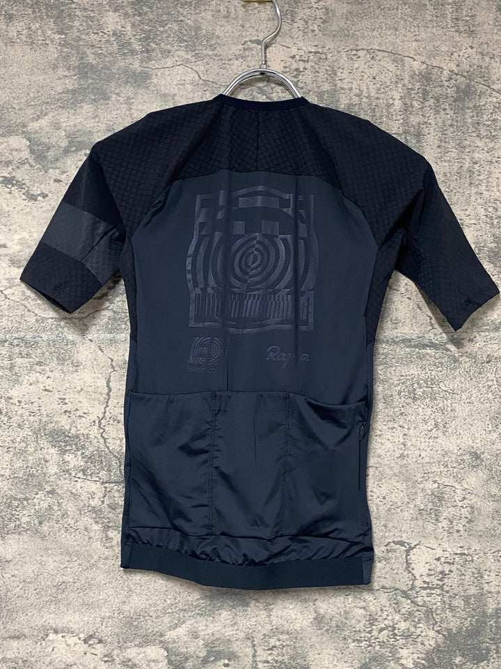 KJ684 ラファ Rapha MEN'S PRO TEAM AERO JERSEY - BLACKOUT 半袖 サイクルジャージ 黒 S