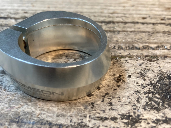 JO659 トムソン THOMSON COLLAR シートクランプ シルバー Φ29.8