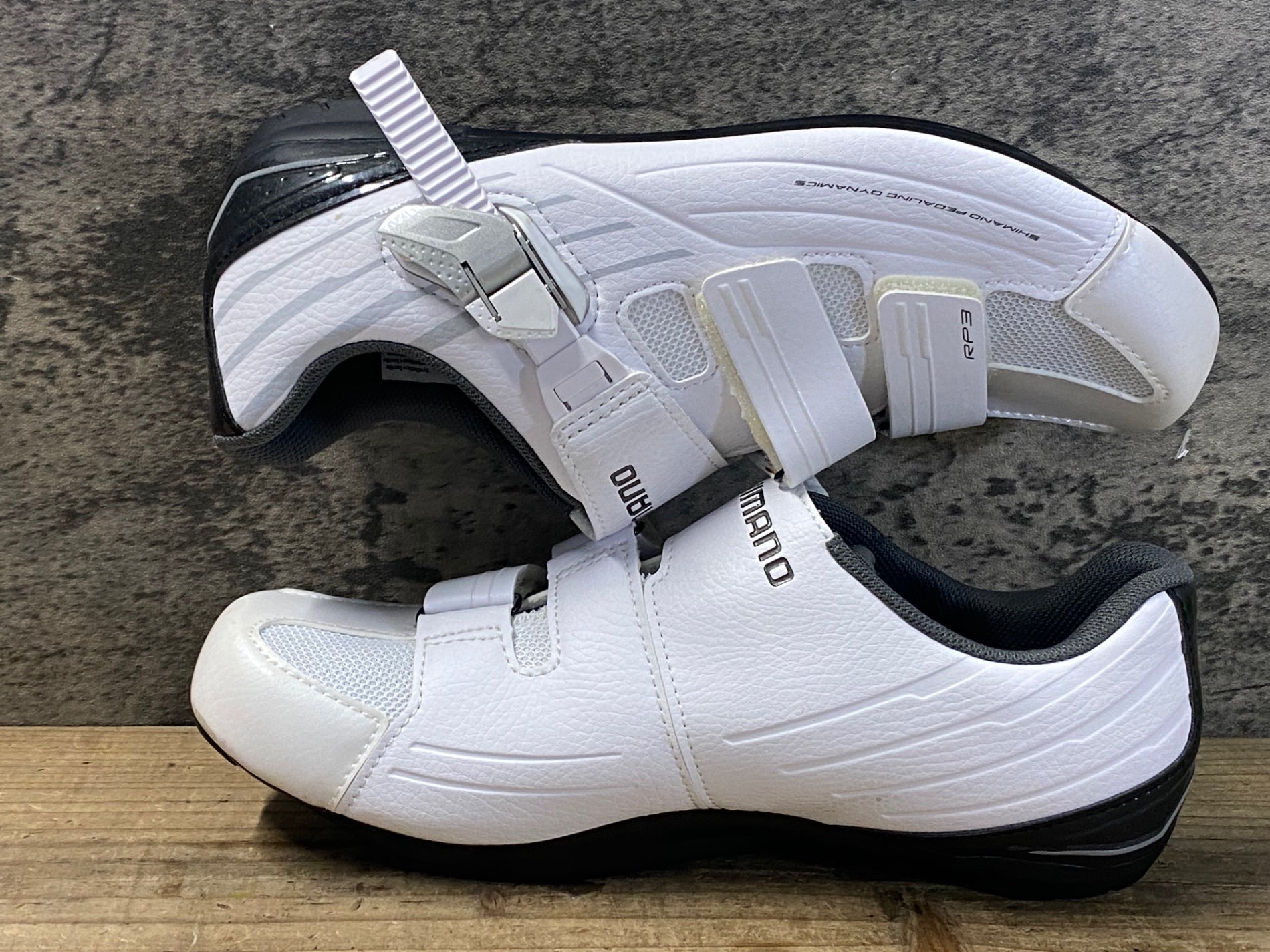 JS981 シマノ SHIMANO RP3 SH-RP300-E W ビンディングシューズ 白 EU41