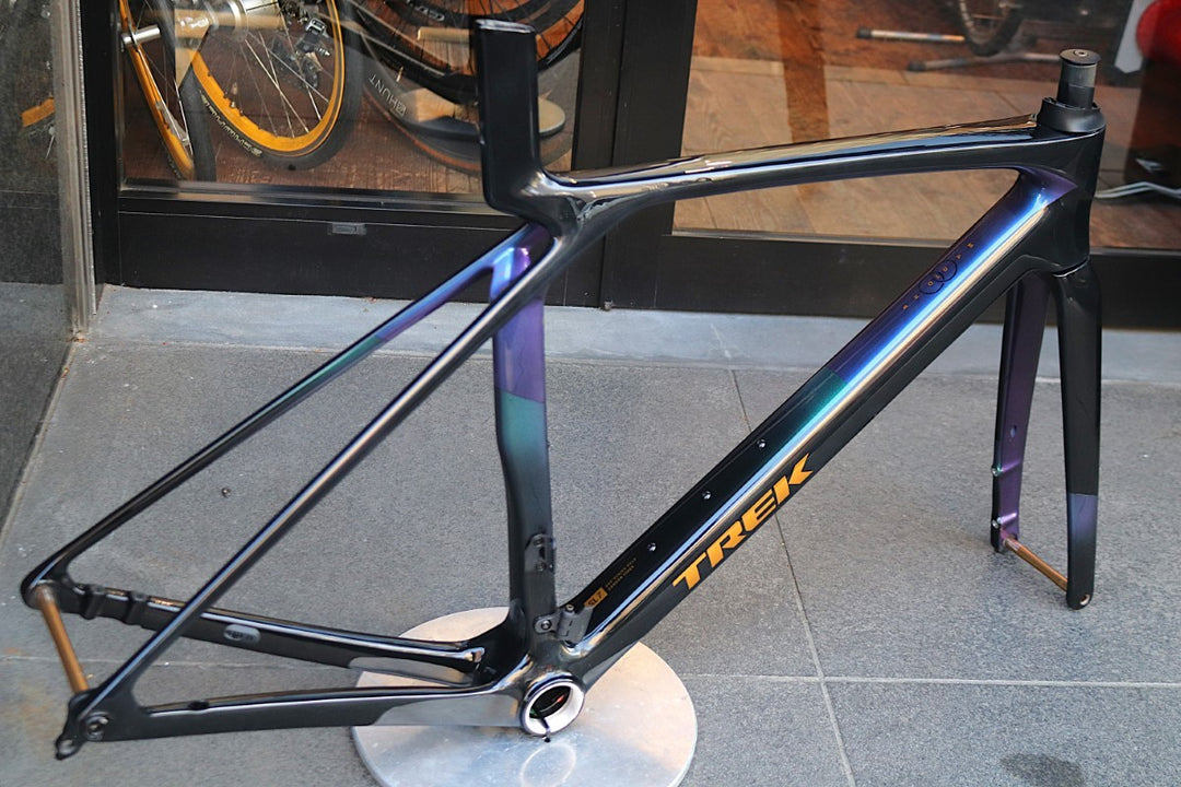 トレック TREK マドン MADONE SL7 GEN8 2025モデル Mサイズ カーボン ディスク ロードバイク フレームセット 【東京南麻布店】
