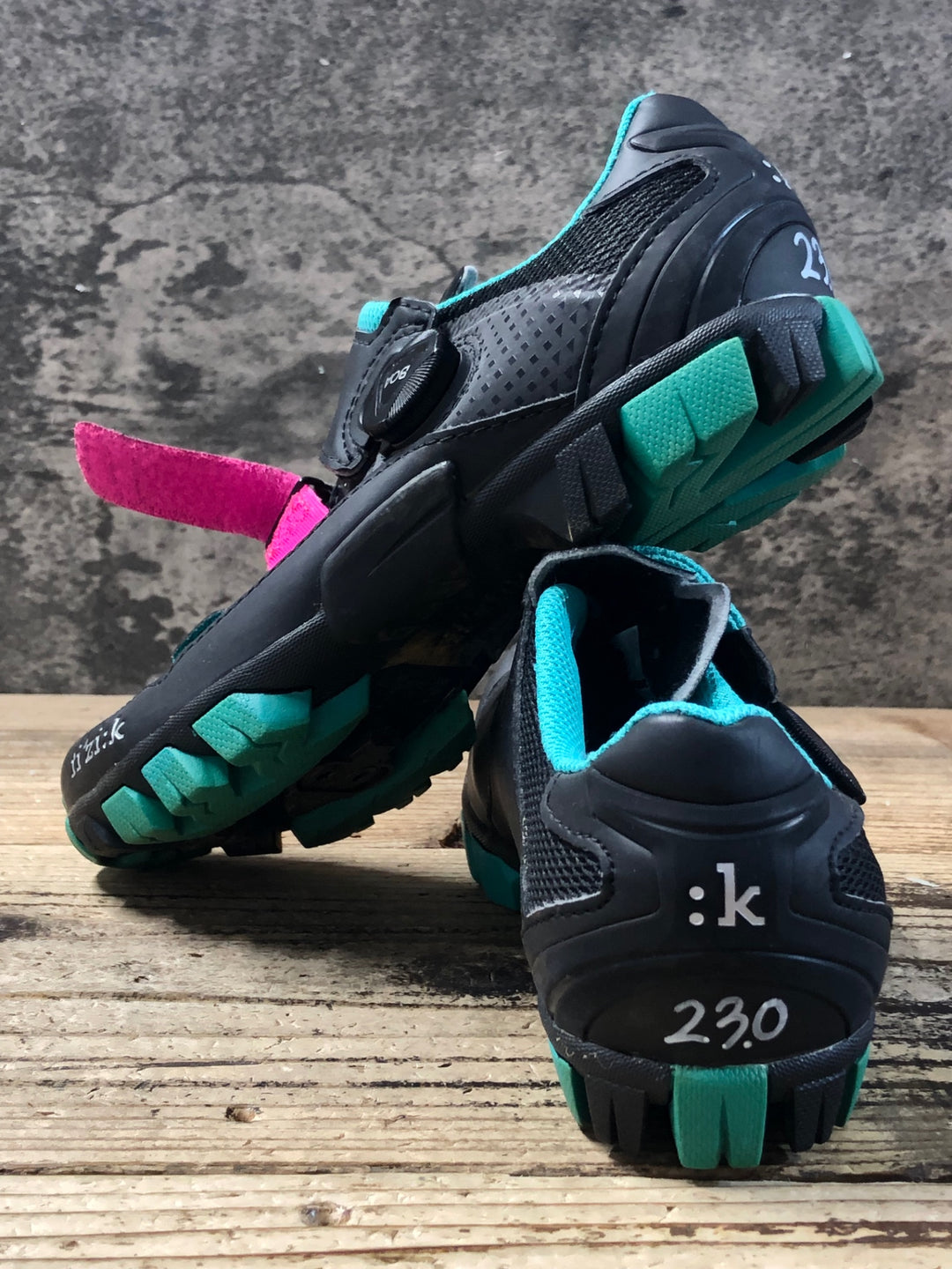 KG416 フィジーク fizik M6 MTB shoes WOMAN ビンディングシューズ 2穴 ブラック レディース EU36 ※ペン字あり