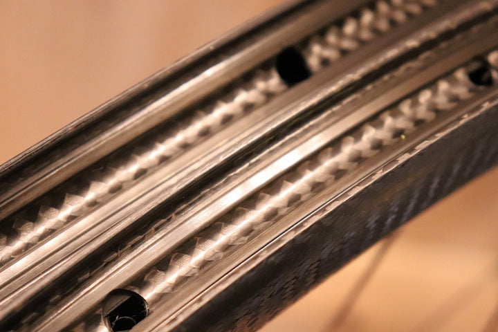 マビック MAVIC コスミック プロ カーボン COSMIC PRO CARBON UST TDF チューブレスレディ ホイールセット シマノ 11S/12S 【芦屋店】