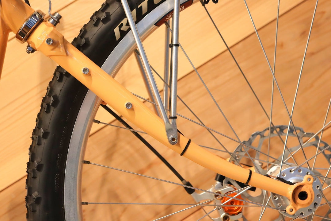 サーリー SURLY ディスクトラッカー DISC TRUCKER 26 42サイズ シマノ 9S スチール ツーリングバイク フラットバー仕様 26インチ 【千葉店】