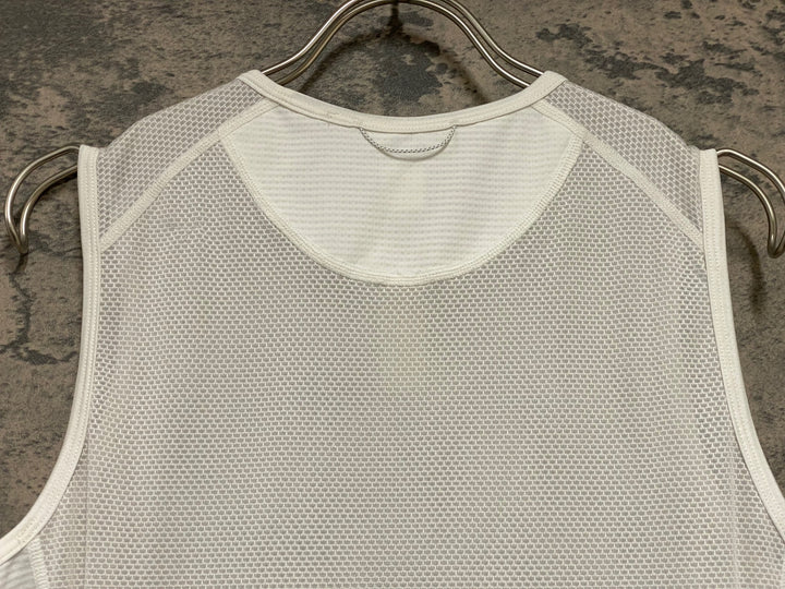KG510 ラファ Rapha MENS LIGHTWEIGHT BASE LAYER SLEEVELESS ノースリーブベースレイヤー 白 M