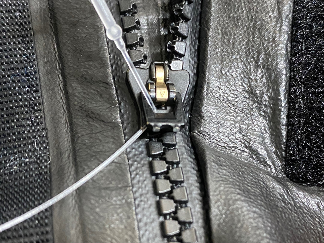 KR570 ラファ Rapha PRO TEAM LIGHTWEIGHT GORE-TEX JACKET 長袖 サイクルジャケット 黒 S ※ジッパー引手破損