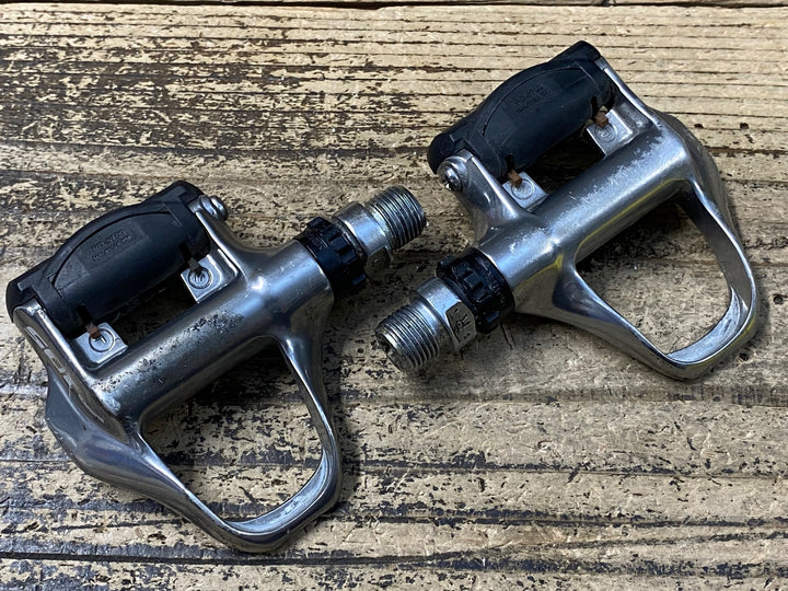 JW871 シマノ SHIMANO 105 PD-5700 ビンディングペダル シルバー SPD-SL