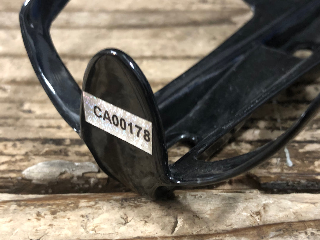 JU608 エリート ELITE カンニバル CANNNIBAL デローザ DE ROSA カーボン ボトルケージ