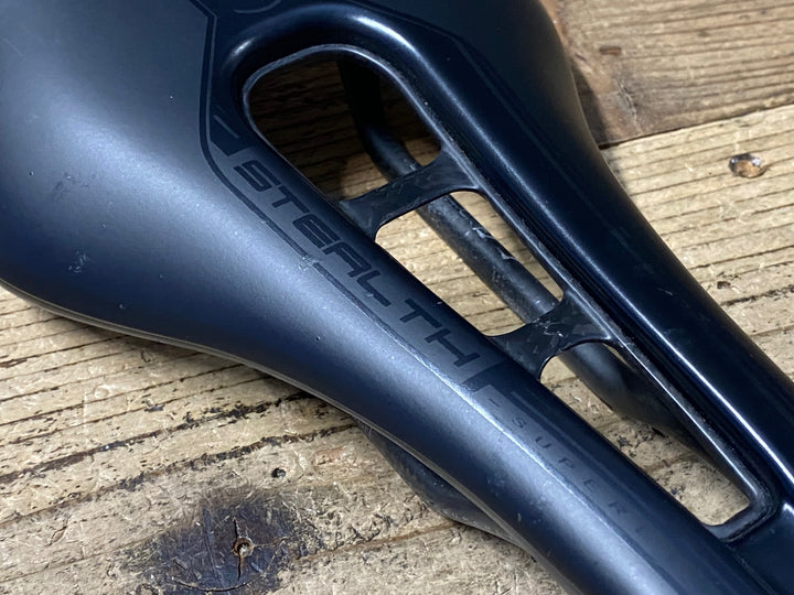 JZ294 シマノ SHIMANO PRO STEALTH CURVED TEAM サドル 黒 カーボンレール 152mm ※座面中央割れのためジャンク