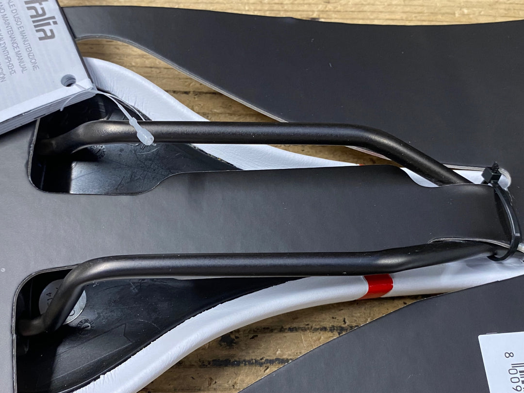 KM856 セラサンマルコ selle sanmarco アスピデ Aspide Open-fit RACING NARROW サドル XSILITEレール 白
