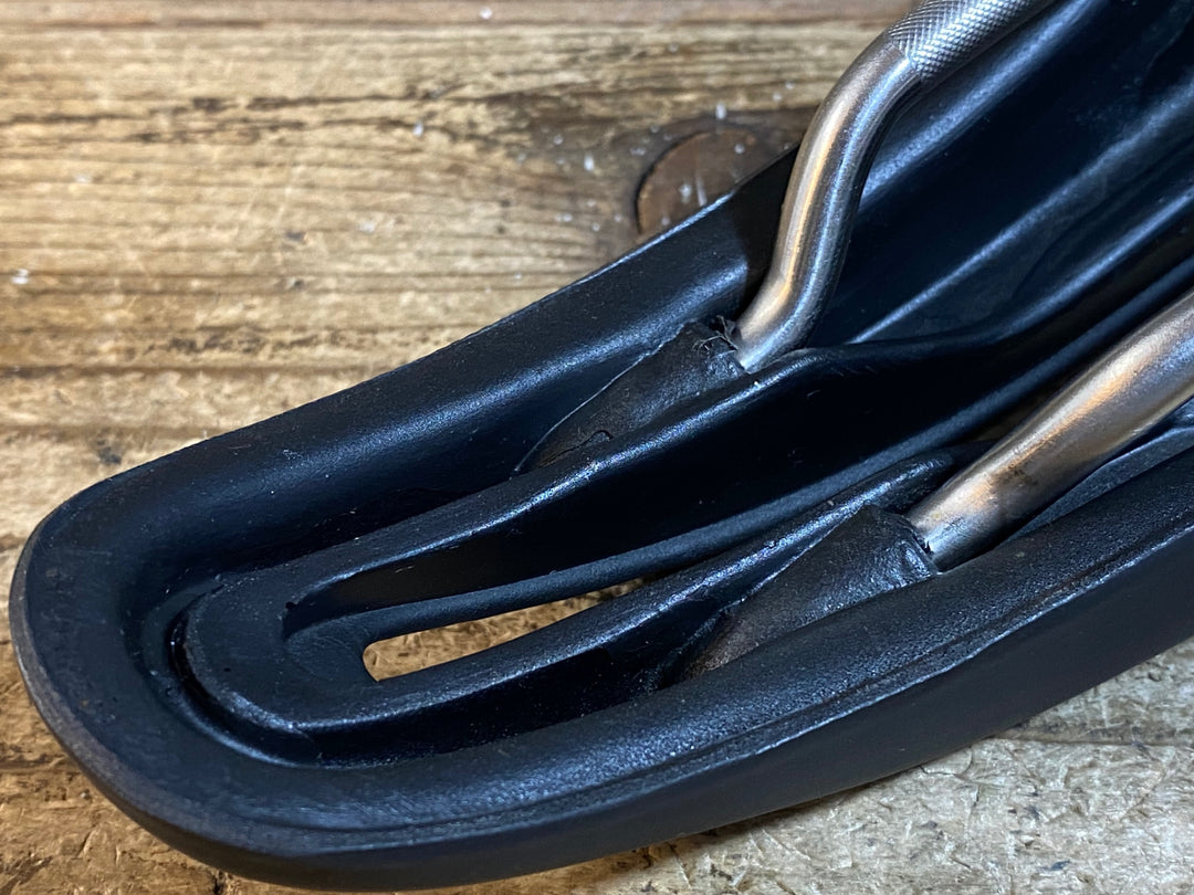 KB004 SELLE SMP HYbRiD サドル aisi304レール 140mm