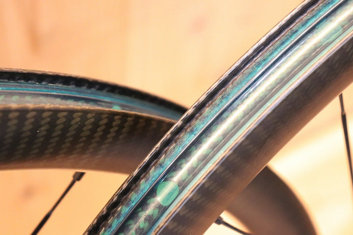 マビック MAVIC コスミック COSMIC SL 32 DISC チューブレスレディ ホイールセット シマノ11S ワイドリム 21mm【芦屋店】