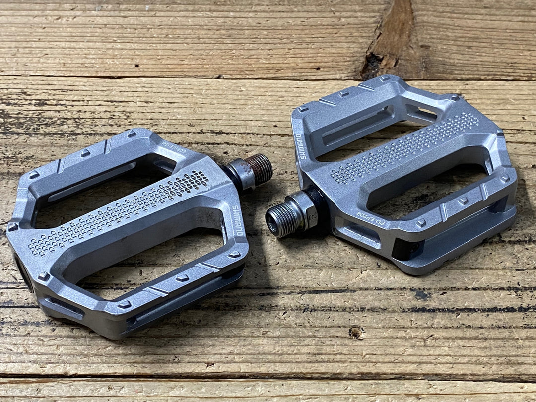 KP085 シマノ SHIMANO PD-EF202 フラットペダル シルバー
