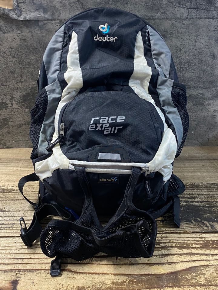 KL391 ドイター deuter race exp air リュックサック バックパック 黒