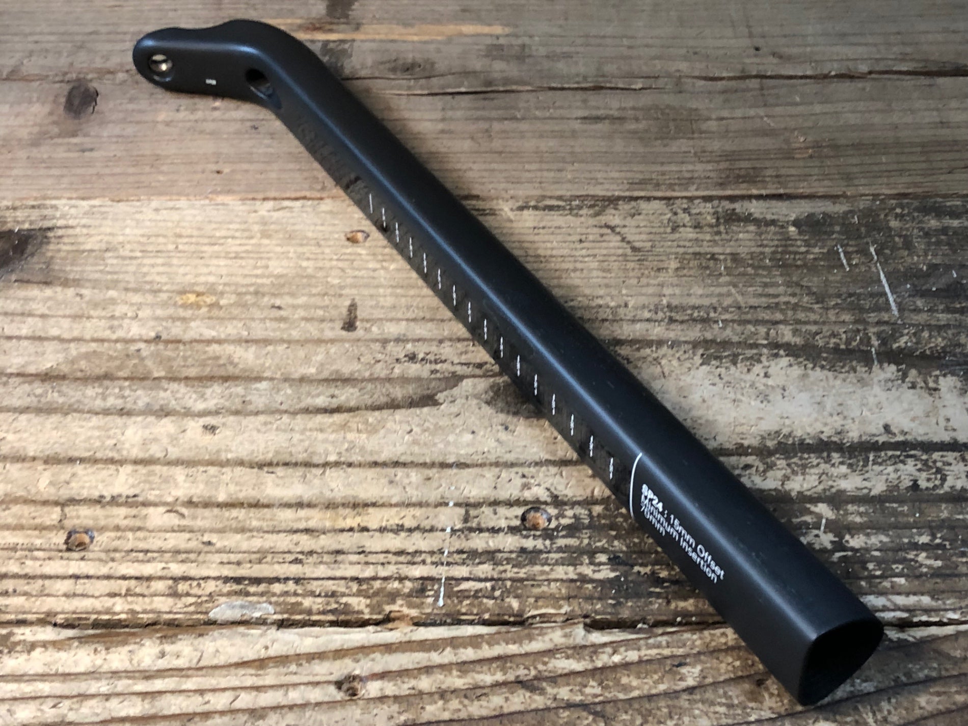 JT481 サーベロ cervelo SP24 カーボン シートポスト 370mm ※ヤグラ欠