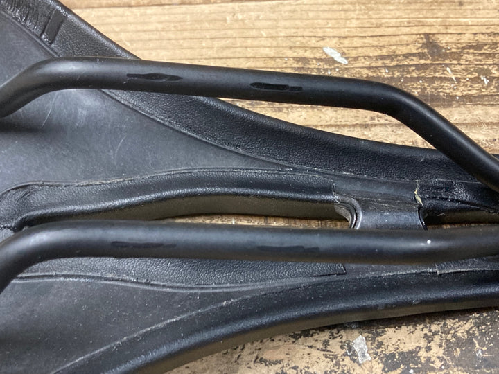 KM465 セラサンマルコ Selle San Marco マントラ Mantra ナローサイズ マンガネーゼ 137mm 擦れあり