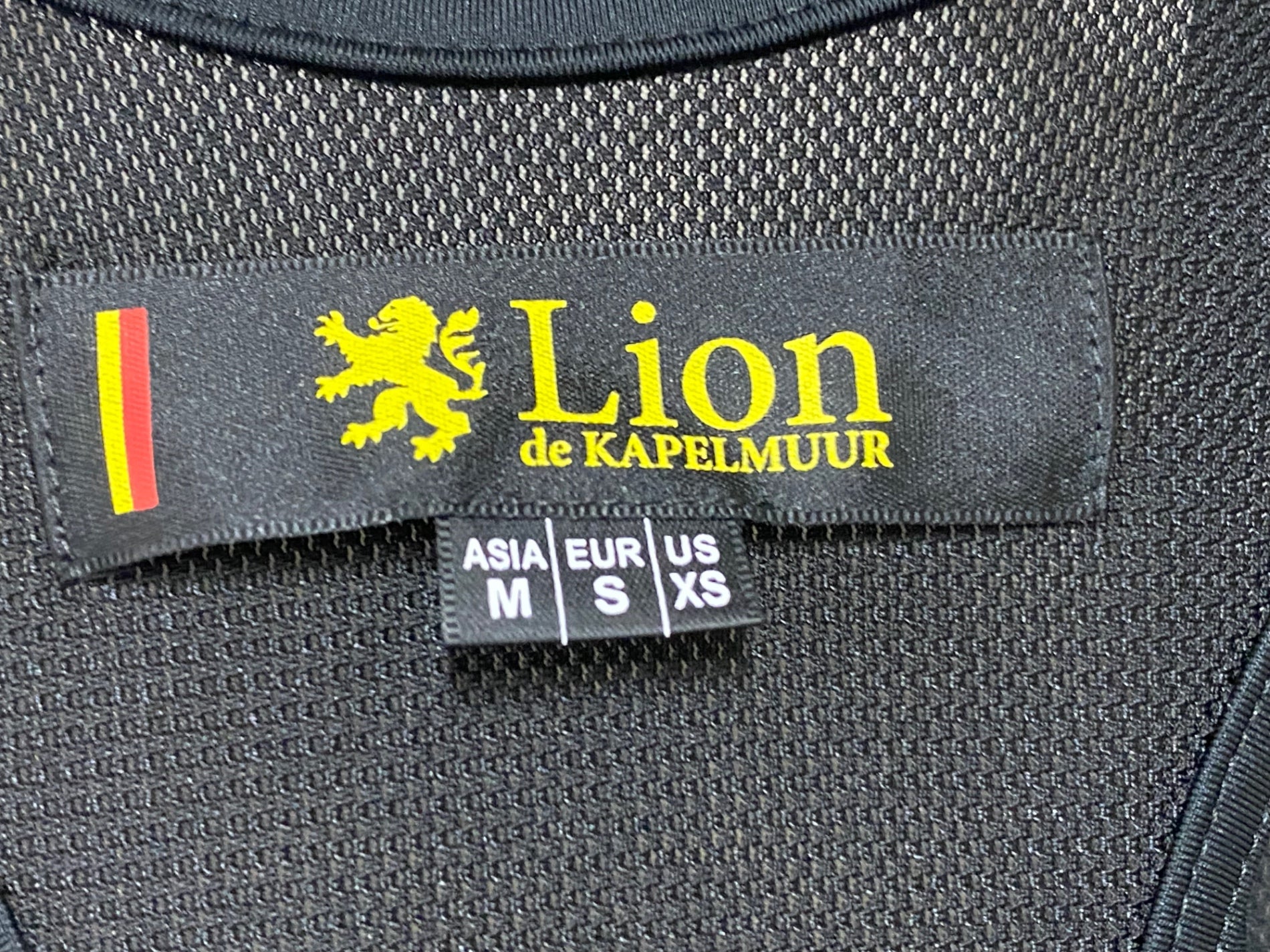 KM240 リオンドカペルミュール Lion de KAPELMUUR ビブショーツ 黒