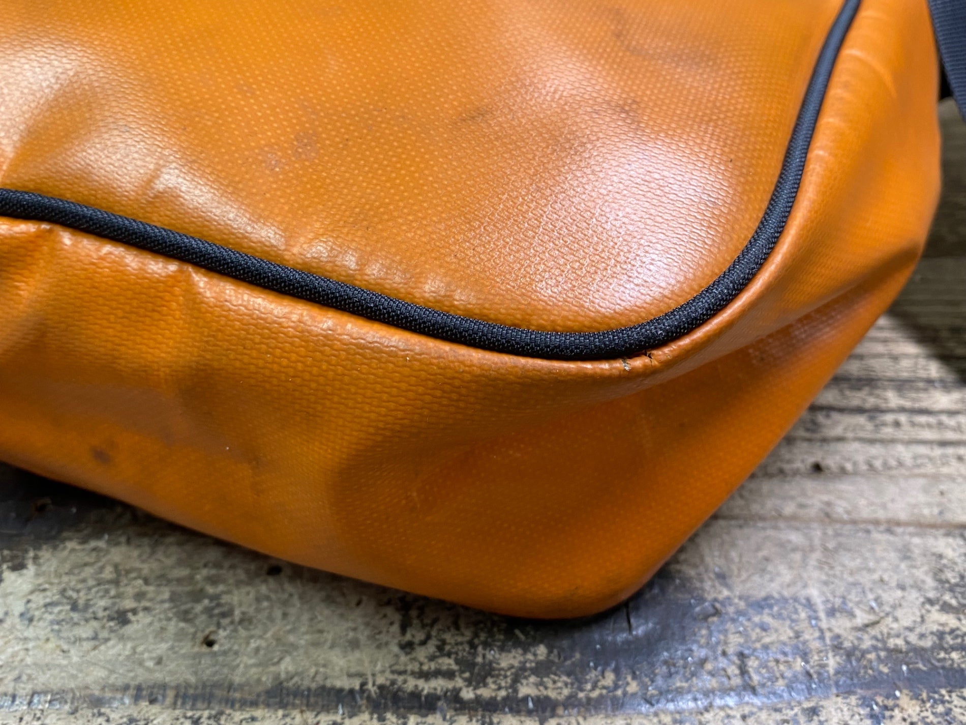 JJ663 ファウデ VAUDE ショルダーバッグ オレンジ – BICI AMORE ONLINE