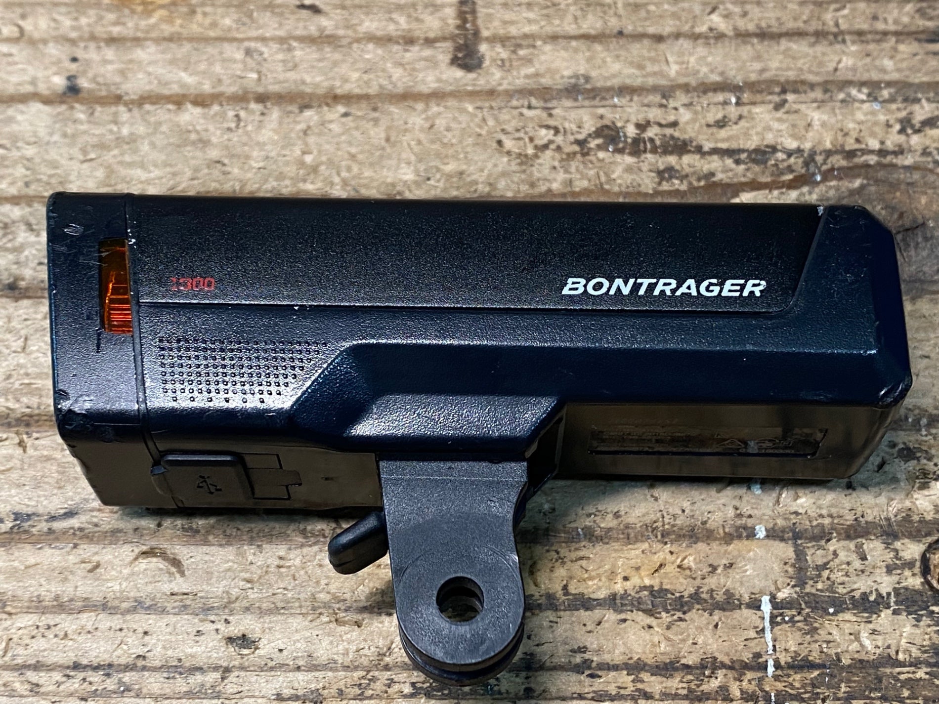 JM176 ボントレガー BONTRAGER ION PRO RT フロントライト 黒 点灯確認