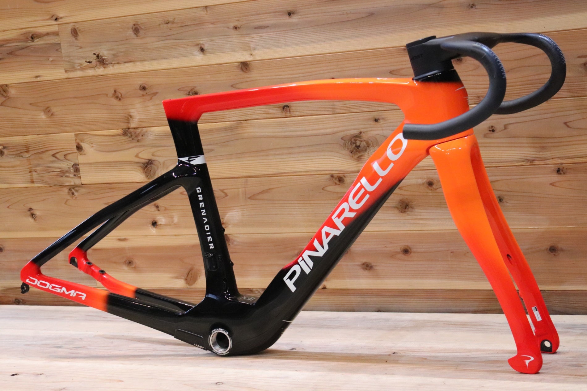 ピナレロ PINARELLO ドグマ DOGMA F DISK 2025モデル 465サイズ TALON