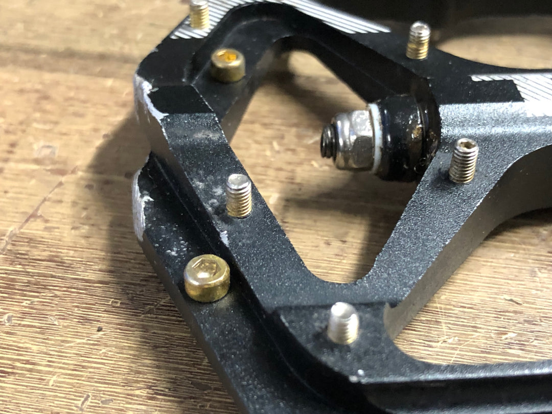 JT690 TOR TRZ CNC Platform Pedals 黒 フラットペダル