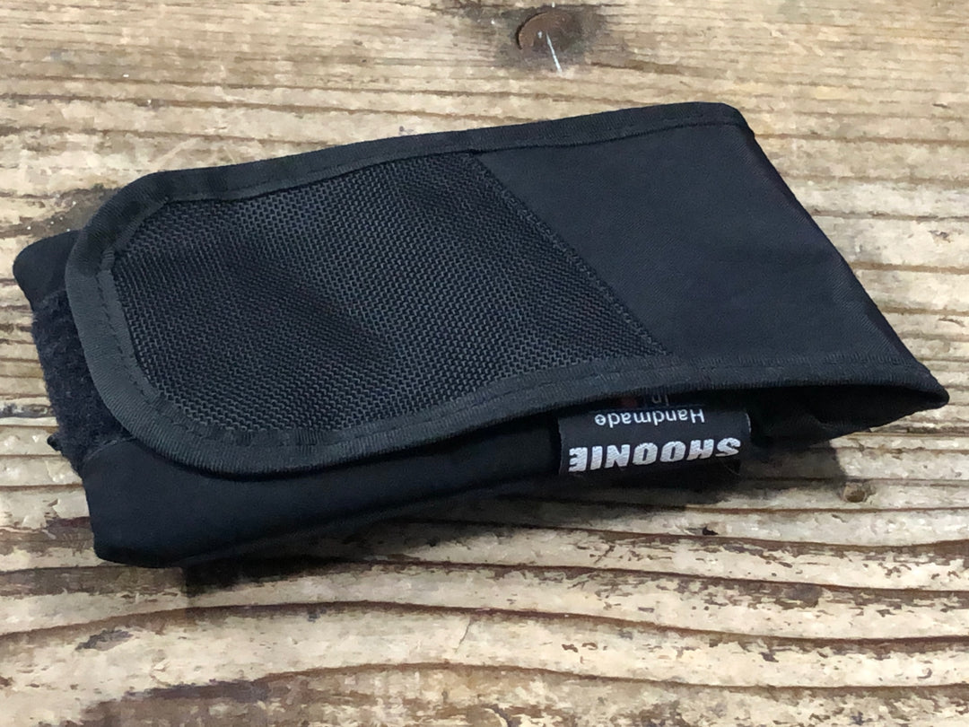 KN819 shoonie スマホポーチ 黒