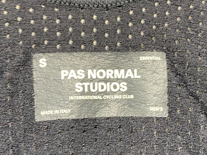 KA738 パスノーマルスタジオ PAS NORMAL STUDIOS Essential Thermal Bibs ビブショーツ グレー S 裏起毛