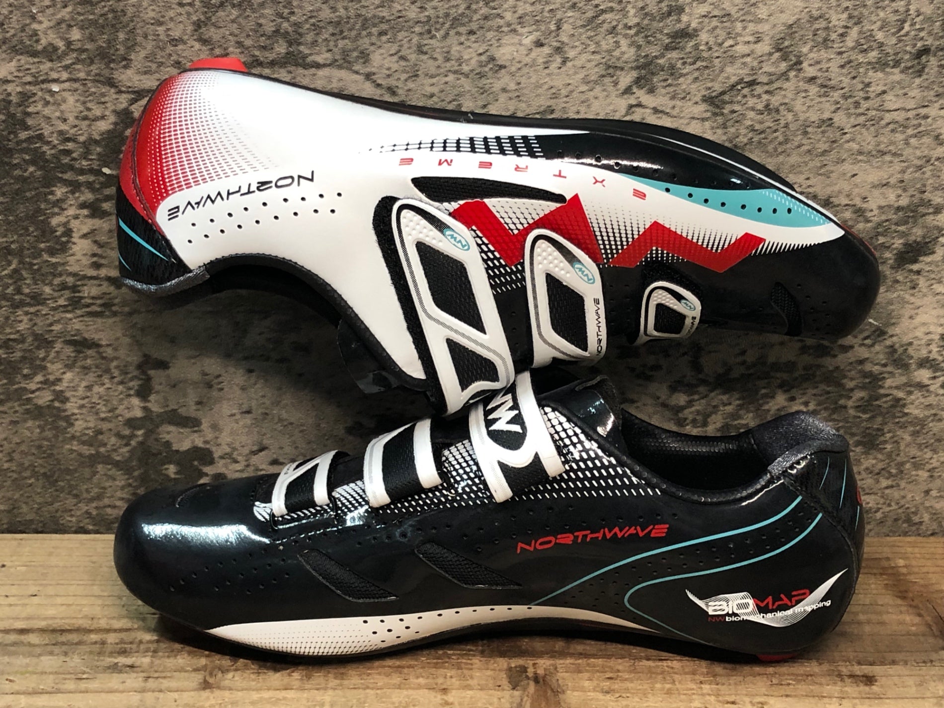 JR506 ノースウェーブ NORTHWAVE EXTREME ビンディングシューズ 黒赤白